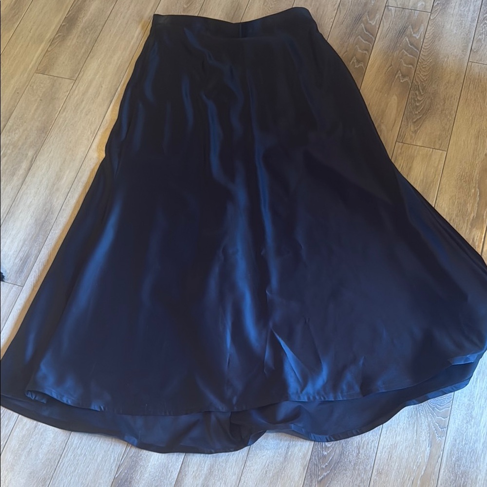Elegant Black Women's Skirt